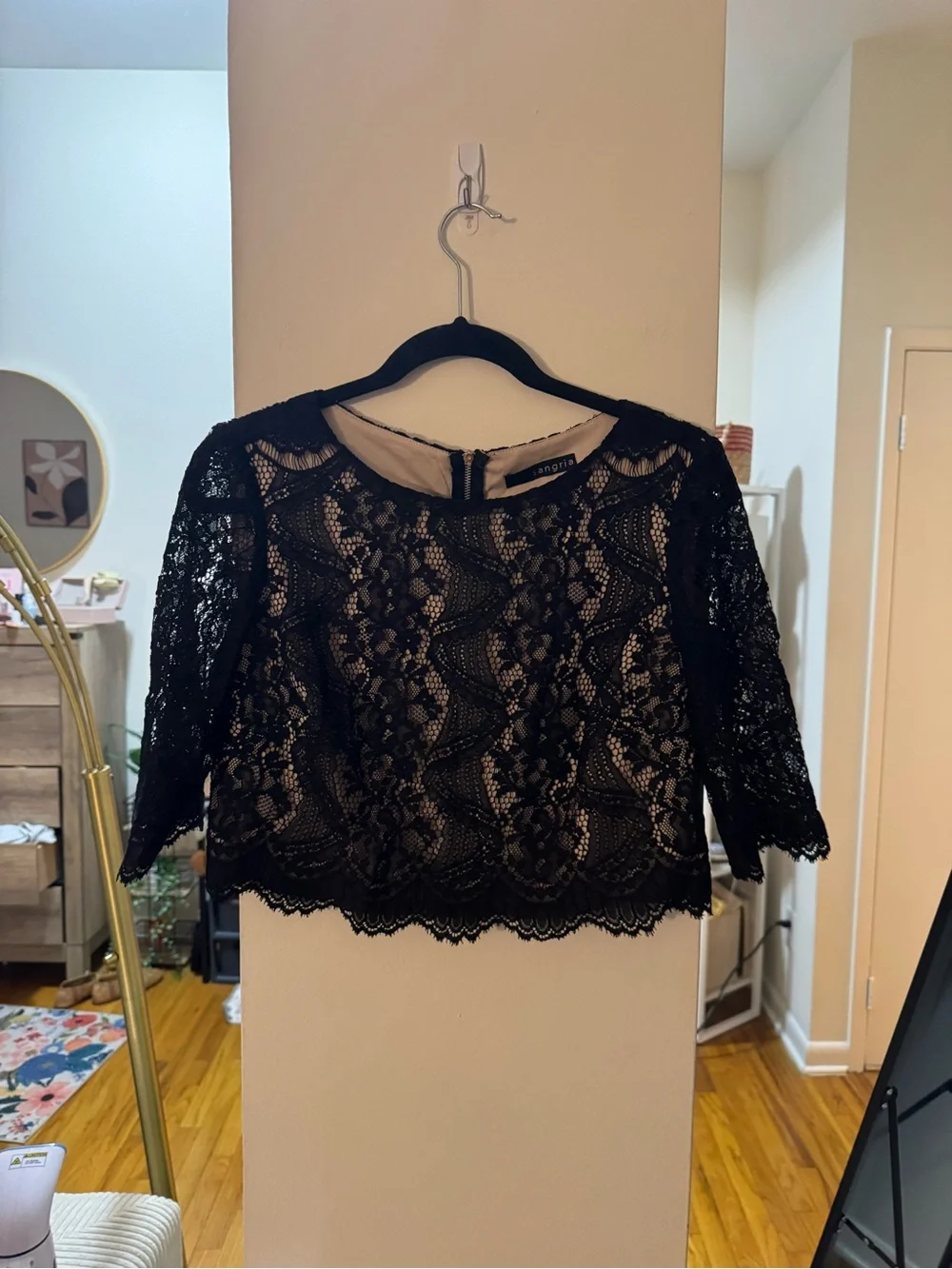 Sangria Special Occasion Black Lace Cropped Top - Women